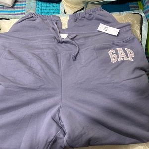 BNWT Gap Sweatpants